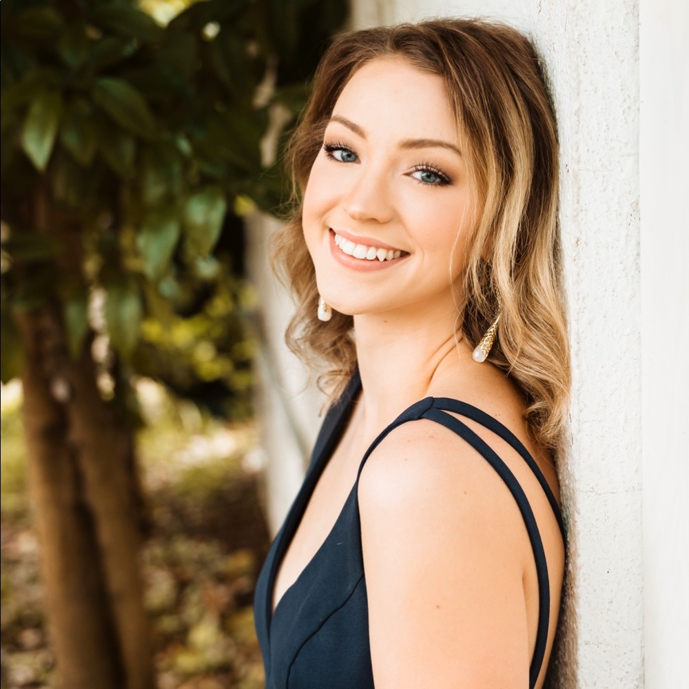 Meet your Posher, Taylor